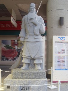 『三国志』”関羽”の石像
