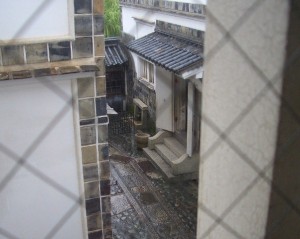 雨の”倉敷民藝館”