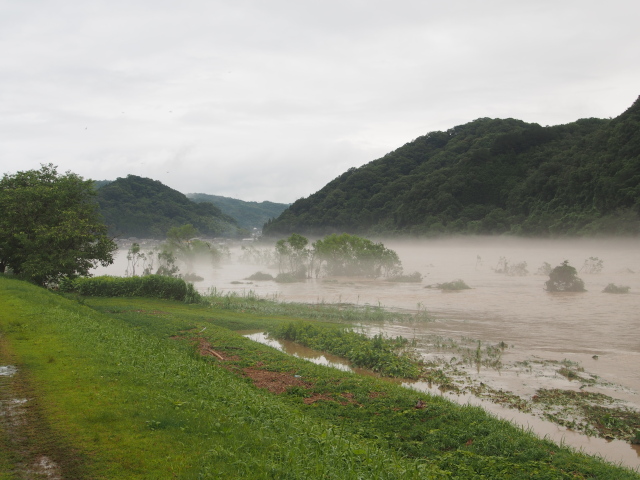 雨が一段落した7月7日夕方の旭川